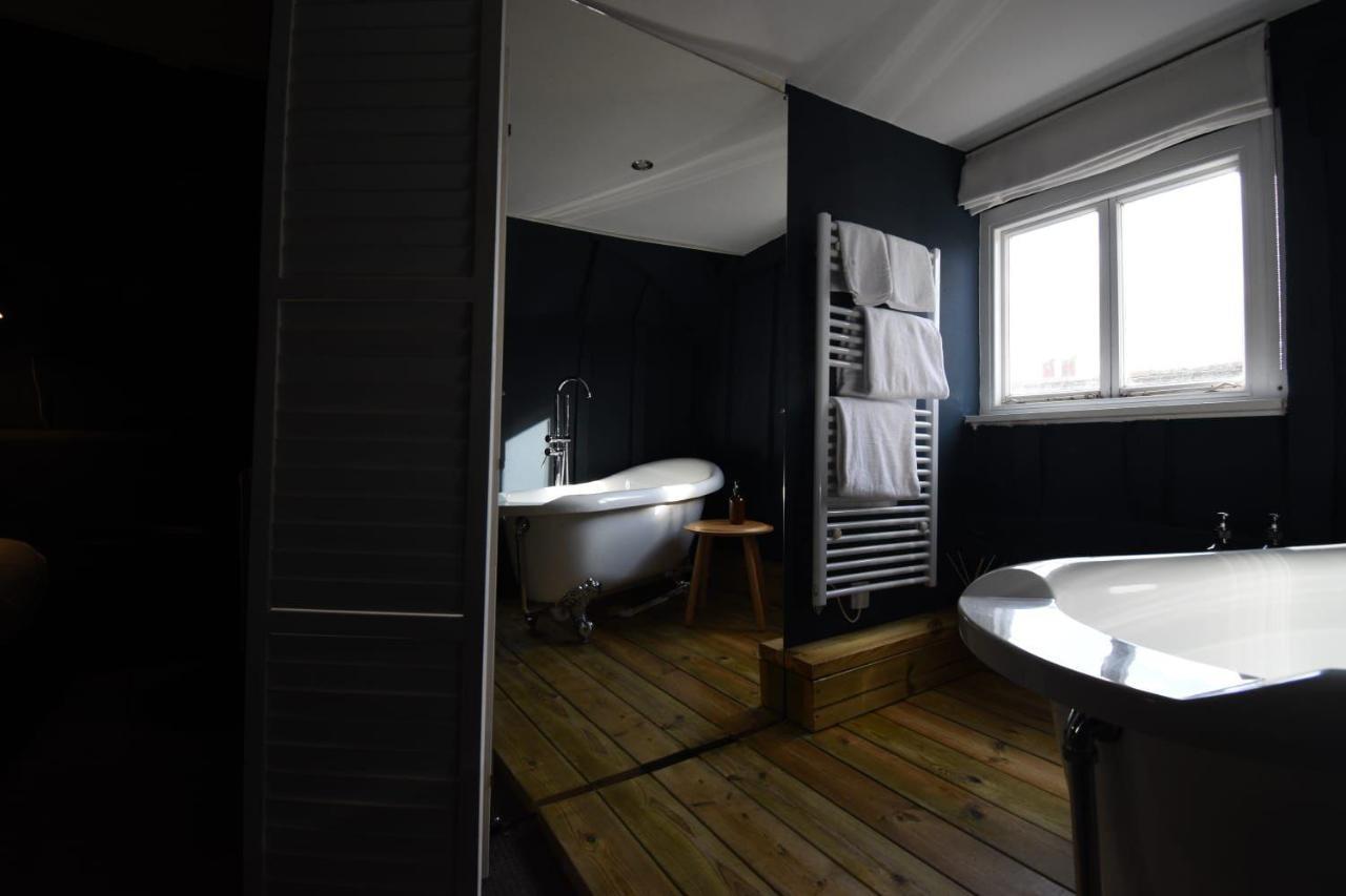 Whitehouse Rye Bed & Breakfast Exterior foto Bathroom